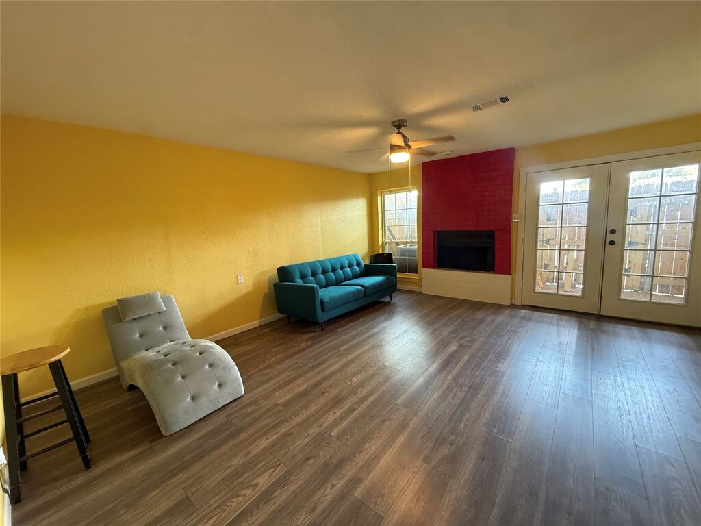 3240 Lombardy Lane 108, Dallas, TX 75220 — photo 1