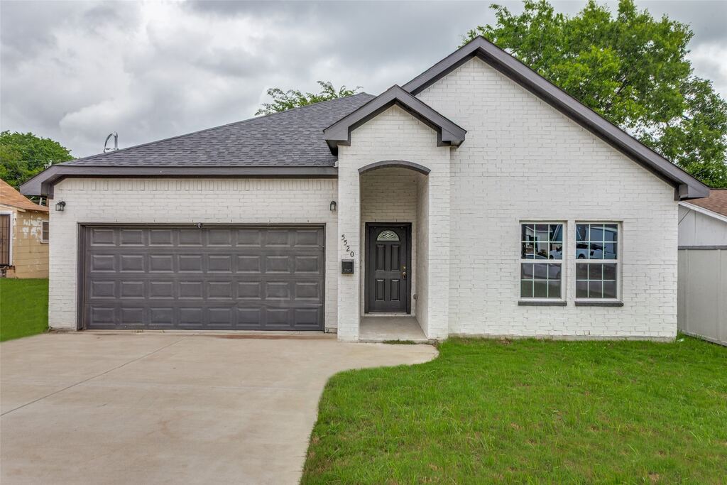 5520 Goodman Avenue, Fort Worth, TX 76107 — photo 1