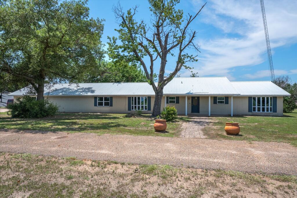 800 Vz County Road 4105, Canton, TX 75103 — photo 1