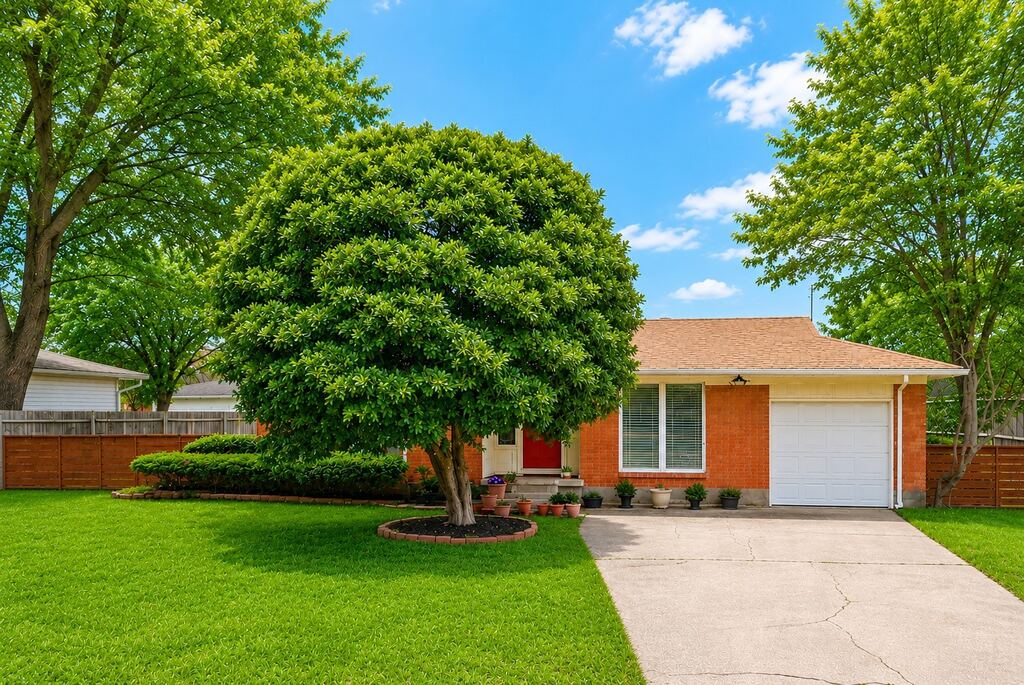 8938 Lockhaven Drive, Dallas, TX 75238 — photo 1
