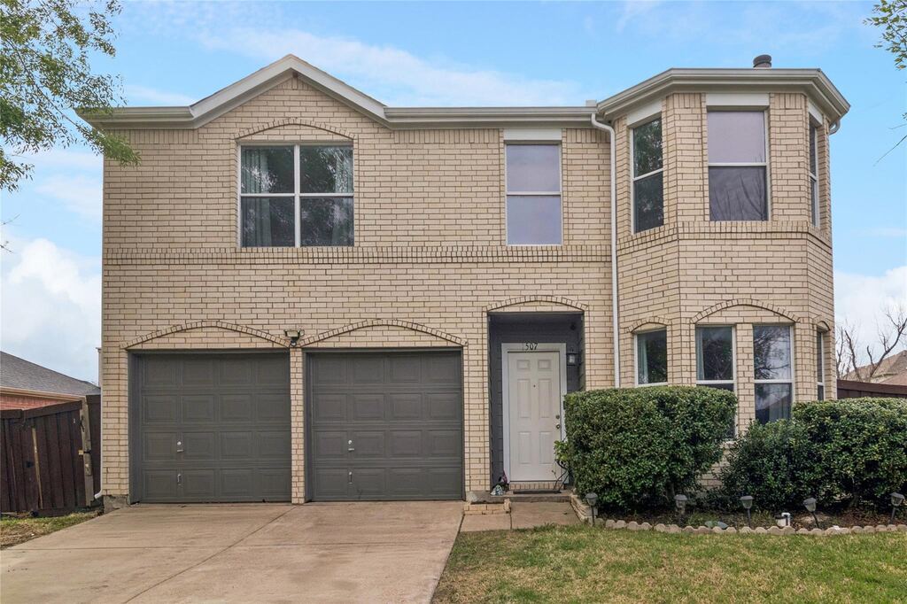1507 Wavecrest Drive, Glenn Heights, TX 75154 — photo 1