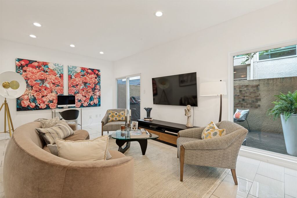 2509 Welborn Street C, Dallas, TX 75219 — photo 1
