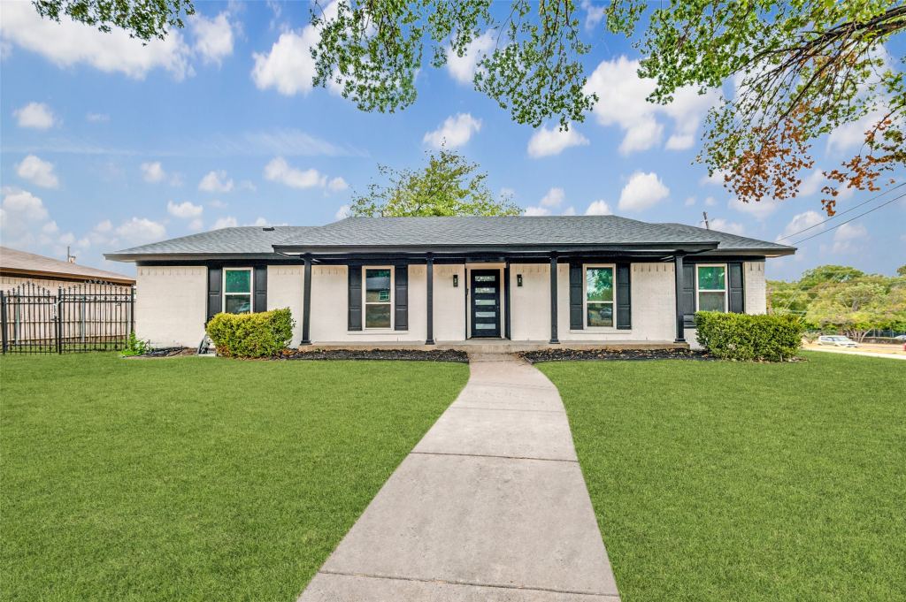 5445 Enderly Place, Dallas, TX 75227 — photo 1