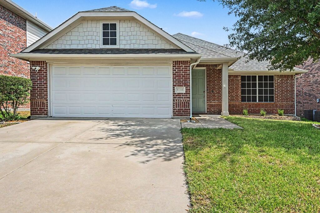 8108 Ruse Springs Lane, Fort Worth, TX 76131 — photo 1