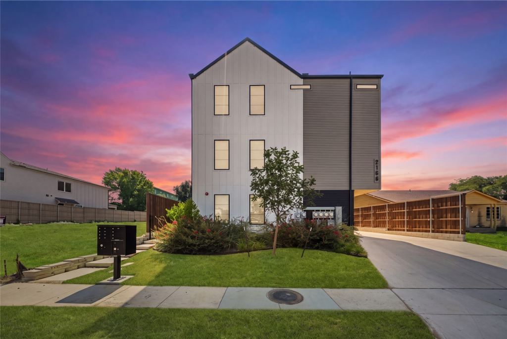 2166 Lovedale Avenue 102, Dallas, TX 75235 — photo 1