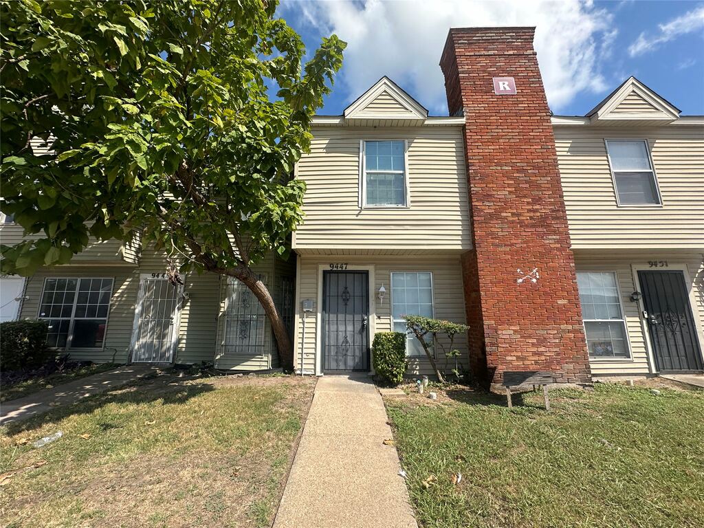 9447 Olde Towne Row, Dallas, TX 75227 — photo 1
