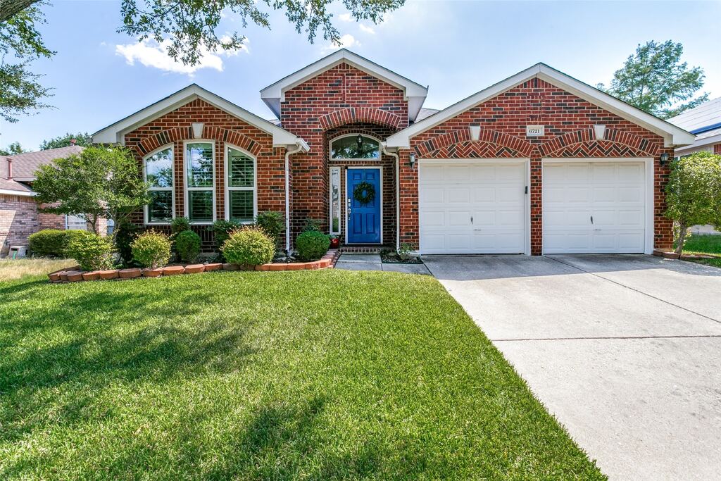 6721 Day Drive, Fort Worth, TX 76132 — photo 1