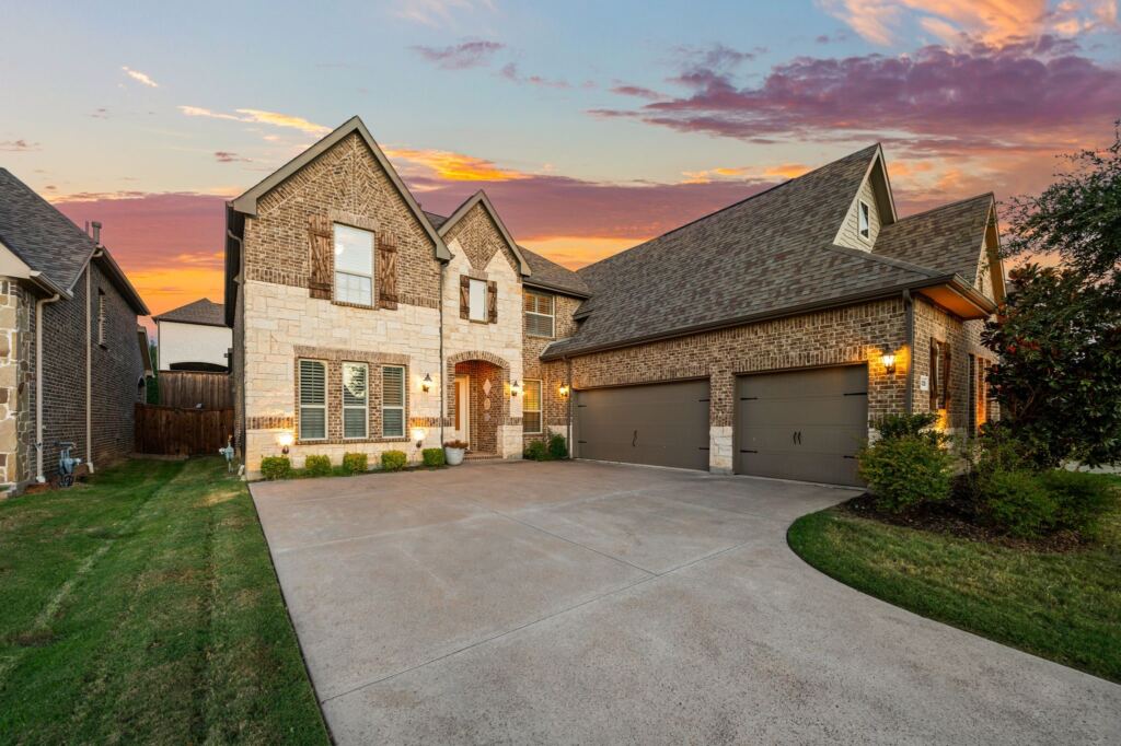 7029 Benjamin Way, Colleyville, TX 76034 — photo 1