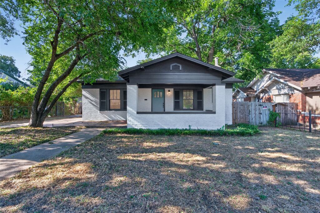 3410 Meadowbrook Drive, Fort Worth, TX 76103 — photo 1