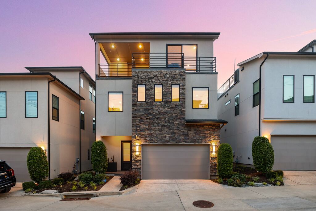 4113 Entrada Way, Dallas, TX 75219 — photo 1