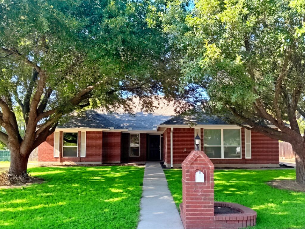 232 Crescent Drive