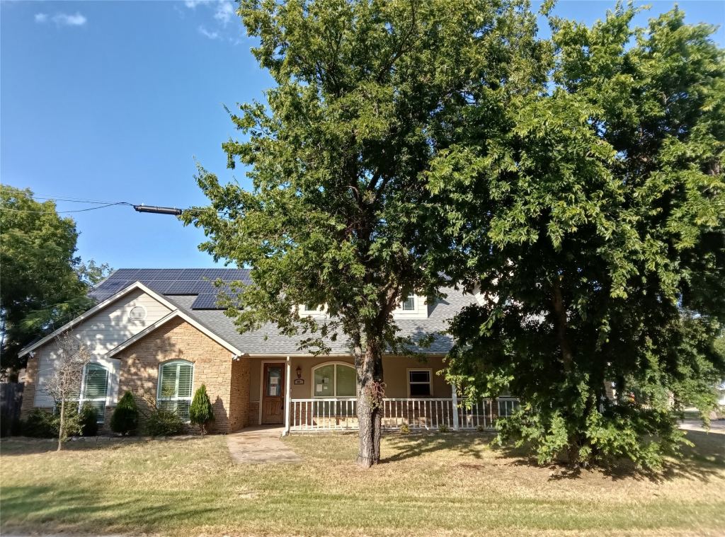401 Pine Lane, Tolar, TX 76476 — photo 1