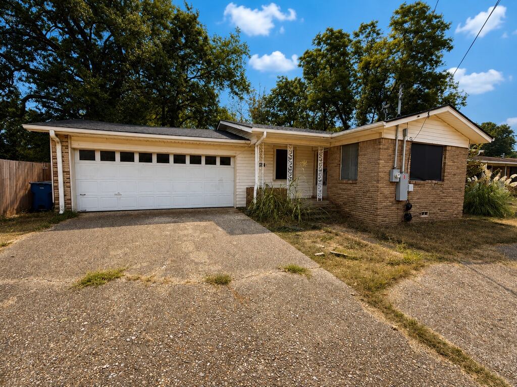 410 Oak Street, Malakoff, TX 75148 — photo 1