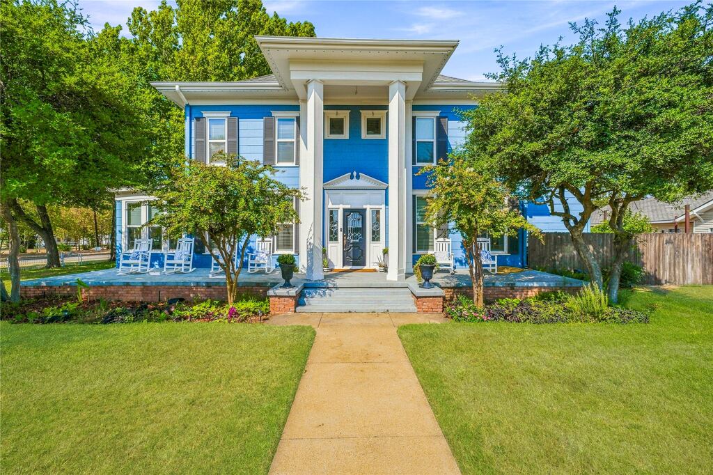 730 Virginia Street, Graham, TX 76450 — photo 1