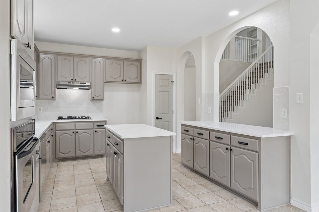 11501 Pheasant Creek Drive, Fort Worth, TX 76244 — photo 1