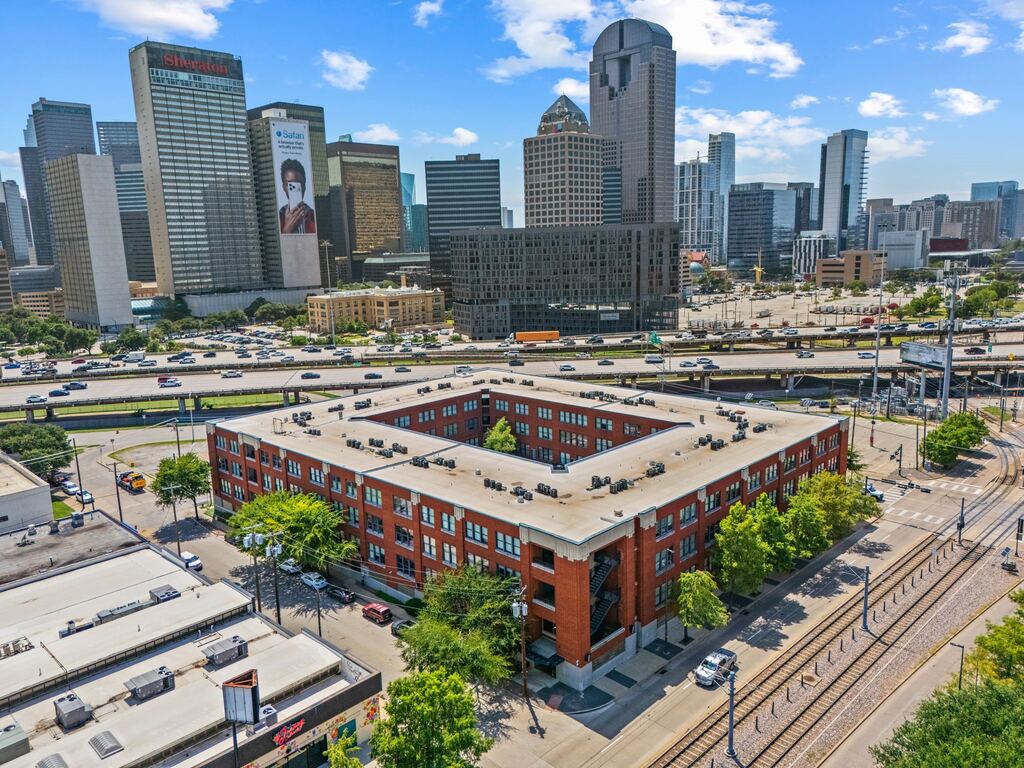2502 Live Oak Street 235, Dallas, TX 75204 — photo 1