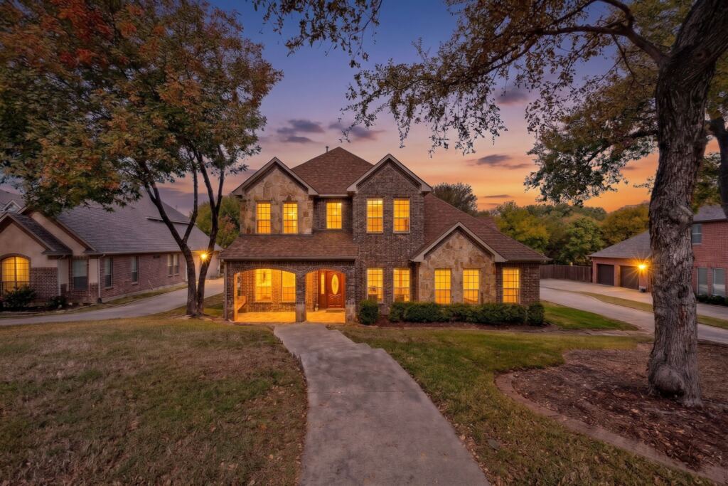 5105 Lake Forest Drive
