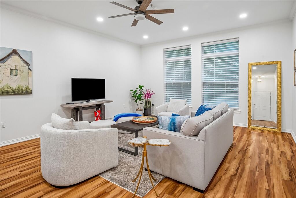 2305 Worthington Street 134, Dallas, TX 75204 — photo 1