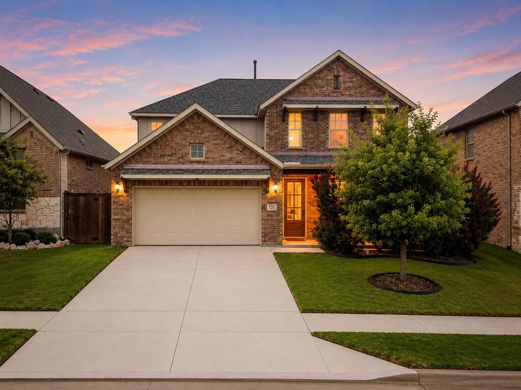 125 Kirwin Drive, Fort Worth, TX 76131 — photo 1