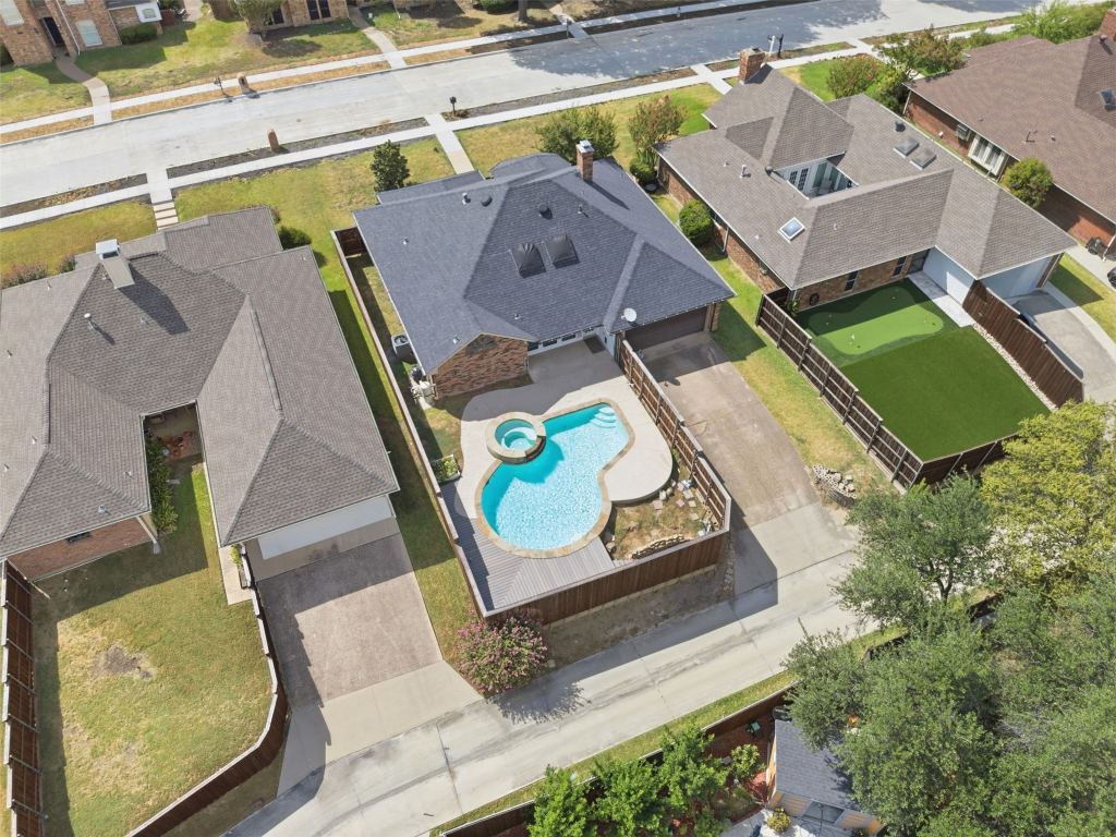 3802 Cromwell Drive