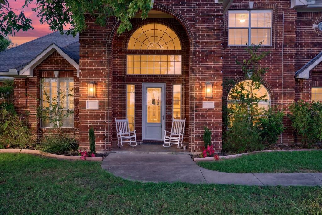 135 Kirkpatrick Road, Ennis, TX 75119 — photo 1