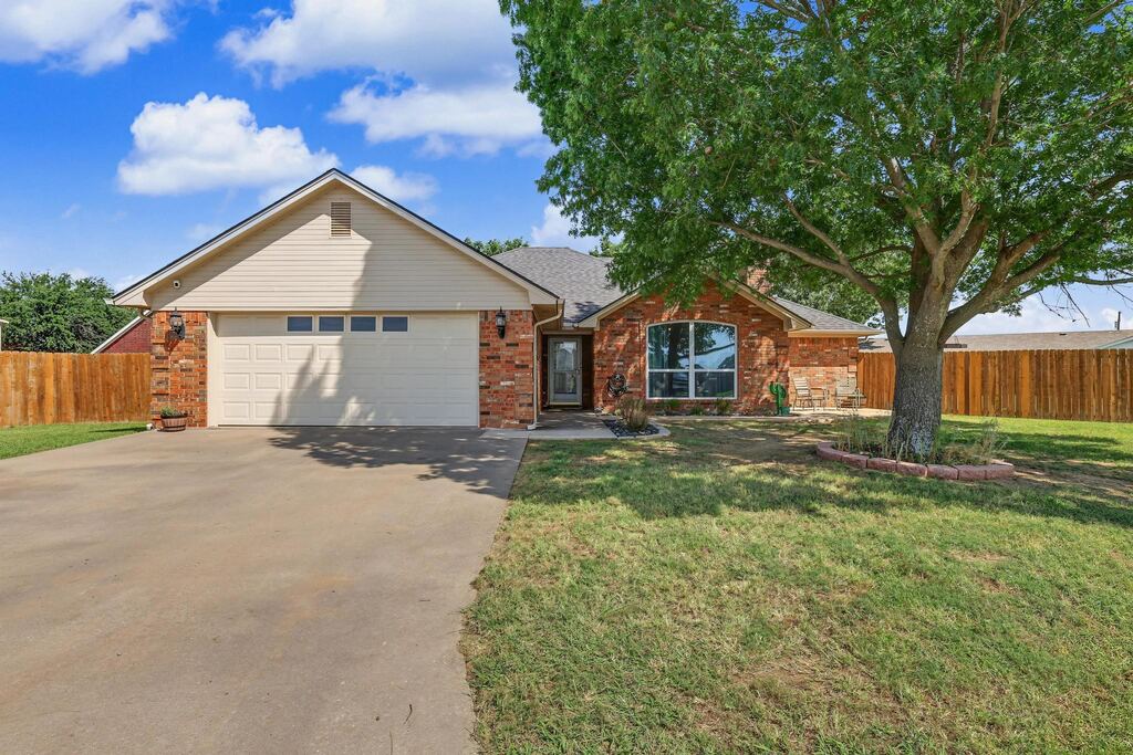 202 Daniel Court, Collinsville, TX 76233 — photo 1
