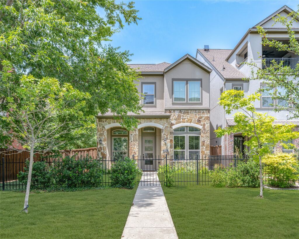 3702 Red Leaf Lane, Dallas, TX 75209 — photo 1