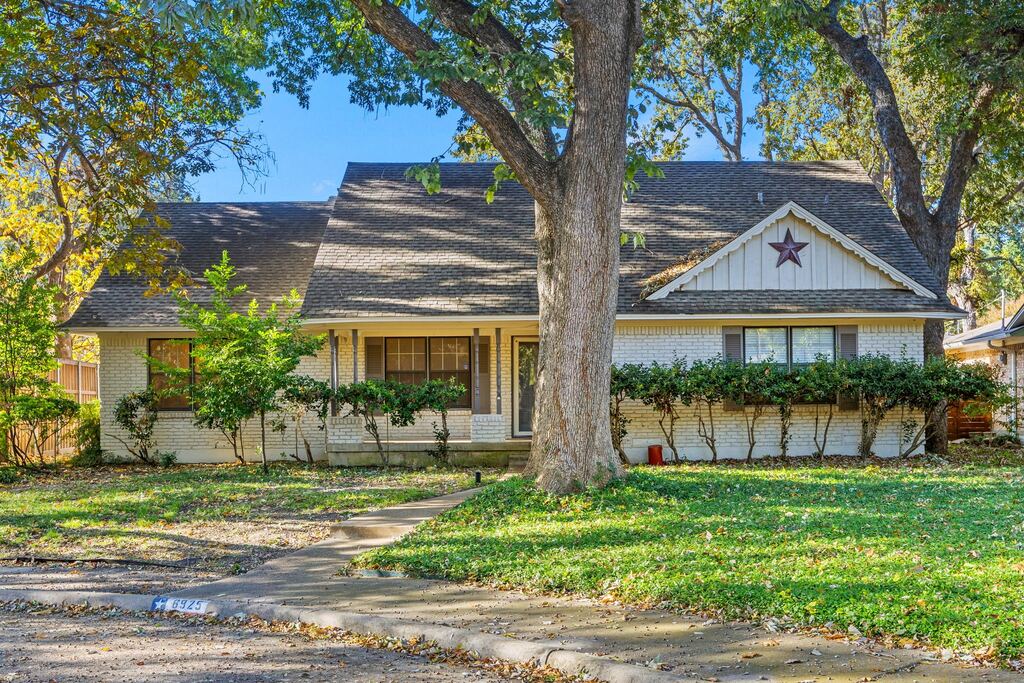 6925 Galemeadow Circle, Dallas, TX 75214 — photo 1