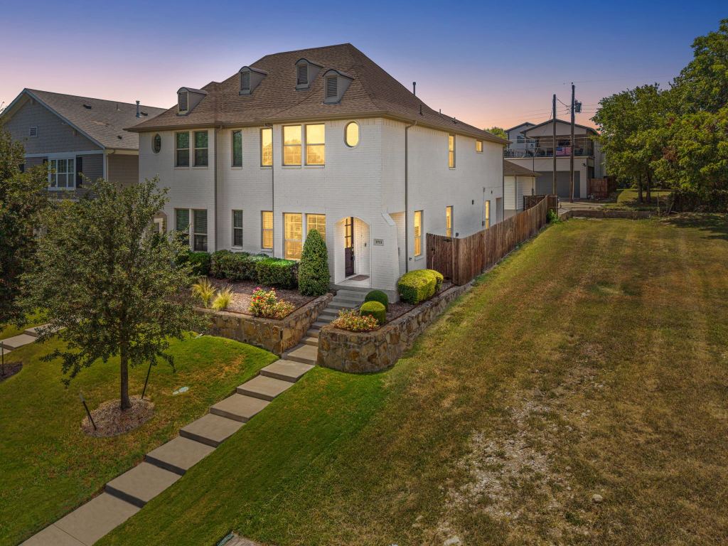 3711 Byers Avenue, Fort Worth, TX 76107 — photo 1