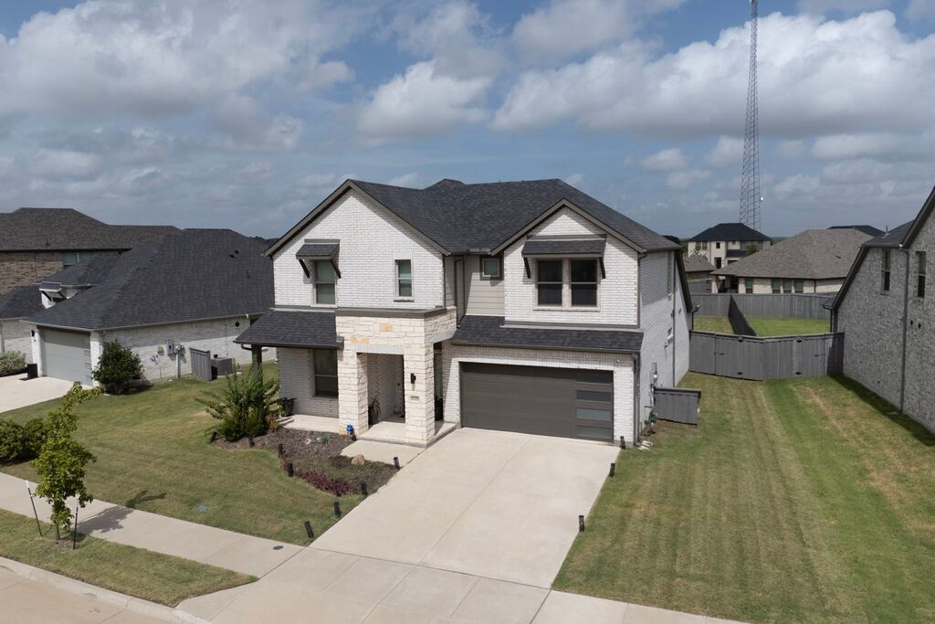 6725 Aster Drive, Venus, TX 76084 — photo 1
