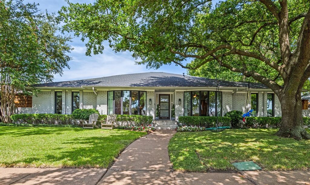 9049 Maguires Bridge Drive, Dallas, TX 75231 — photo 1