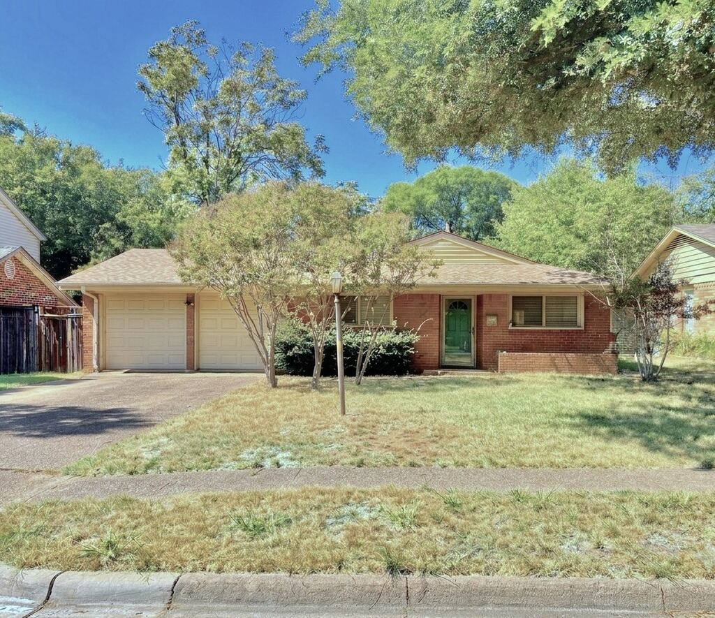 11319 Lanewood Circle, Dallas, TX 75218 — photo 1