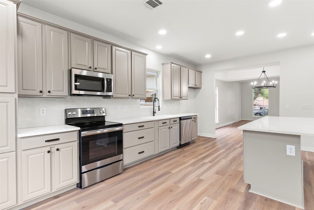5423 Bryce Canyon Court, Fort Worth, TX 76137 — photo 1