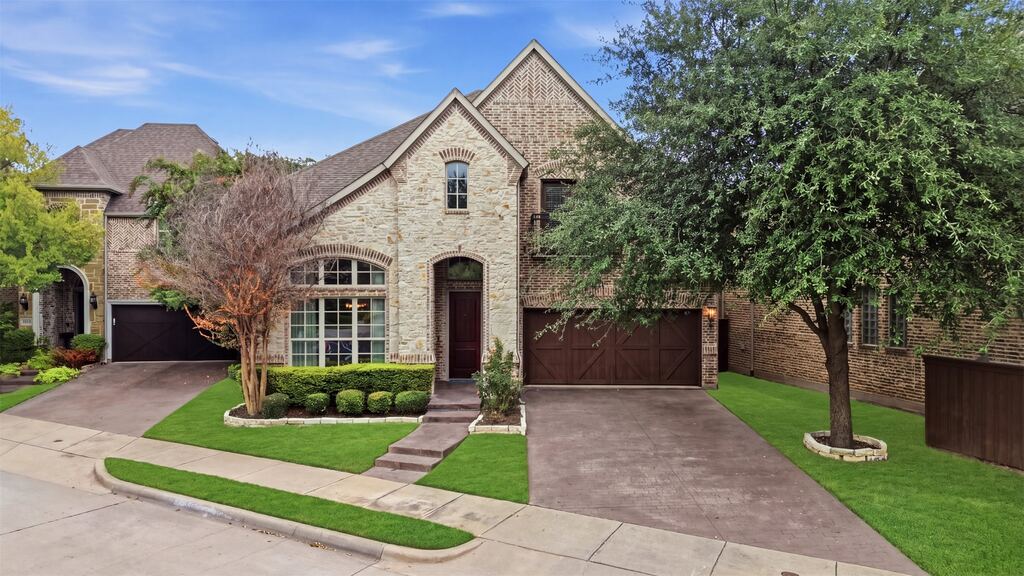 9424 Monteleon Court, Dallas, TX 75220 — photo 1