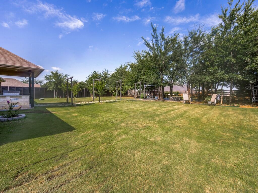 102 White Oak Drive, Krugerville, TX 76227 — photo 1