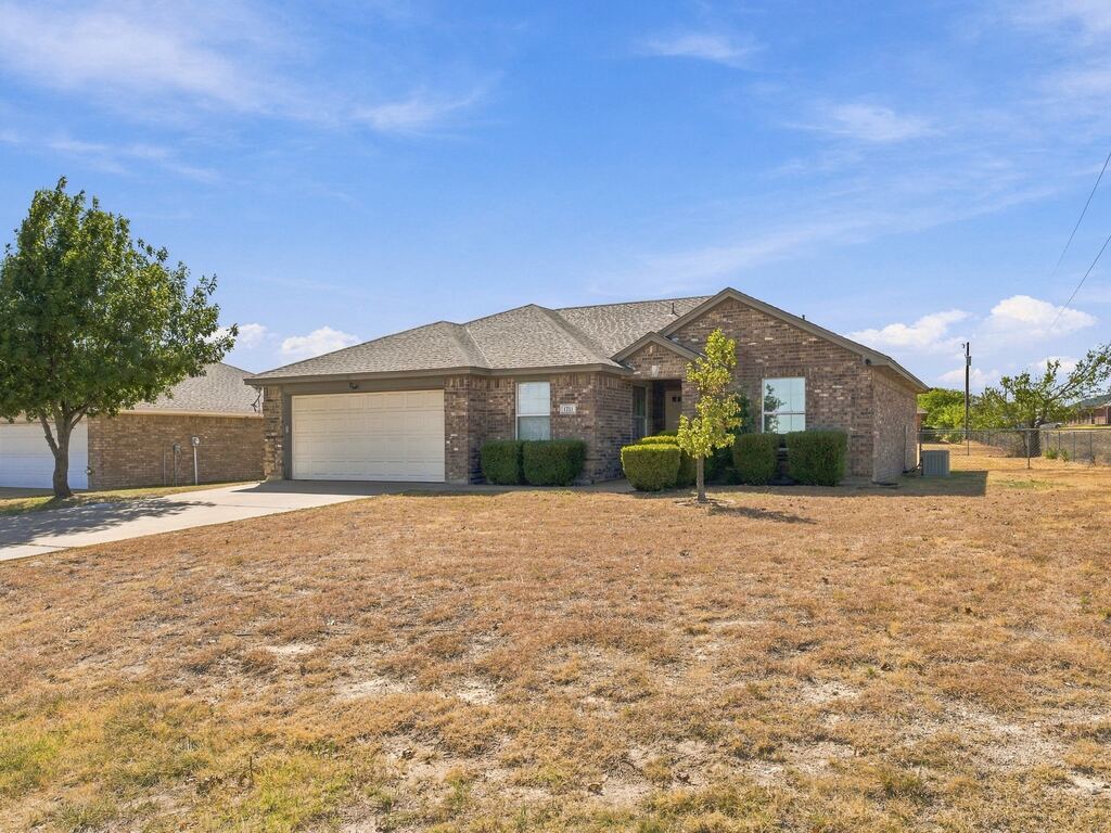 1711 Chenoweth Street, Decatur, TX 76234 — photo 1
