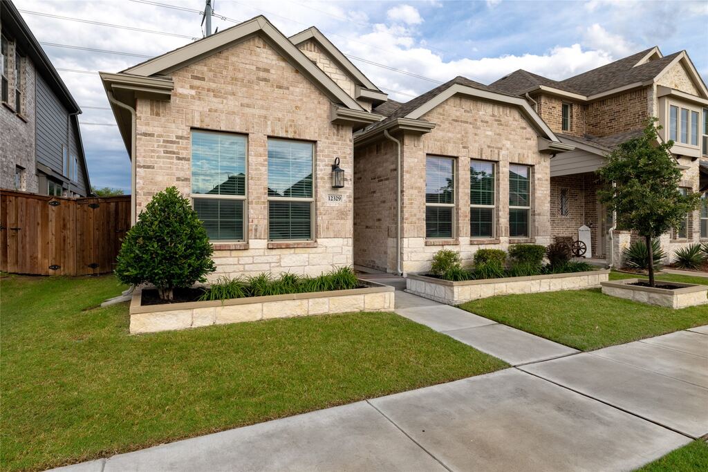 12329 Hulson Trail, Fort Worth, TX 76052 — photo 1