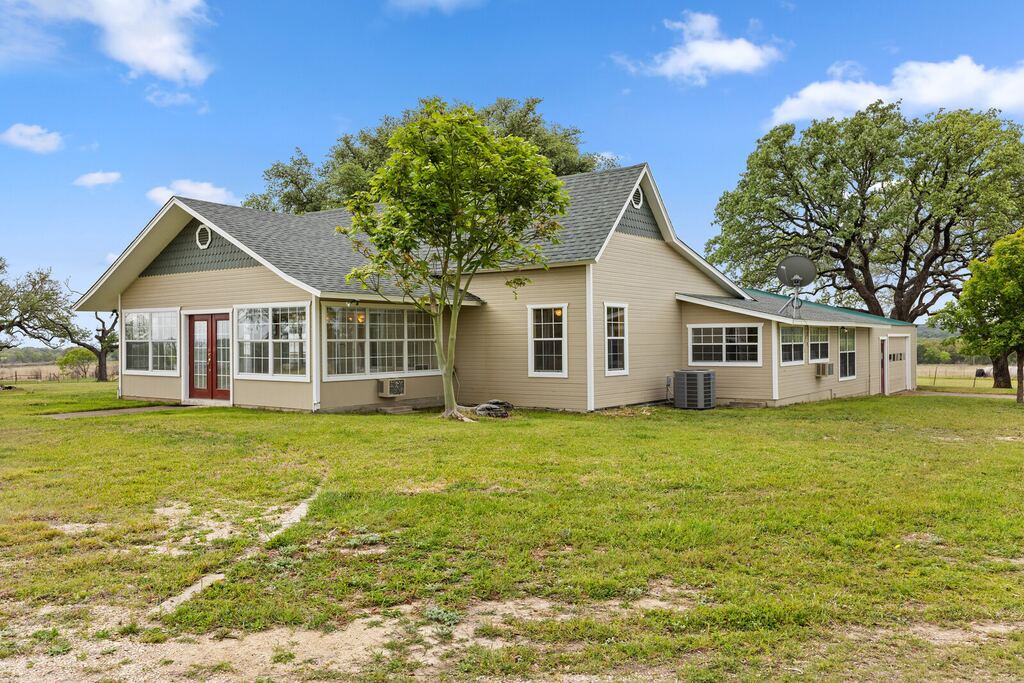 589 County Road 4150, Clifton, TX 76634 — photo 1