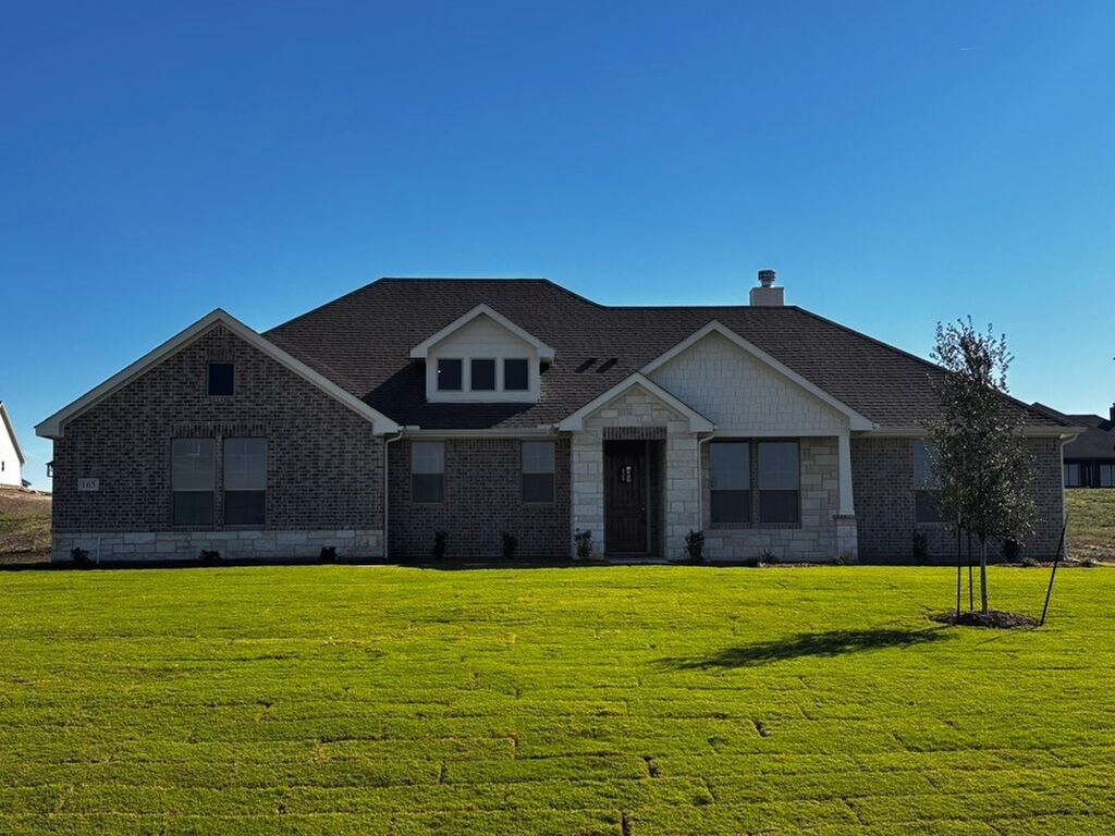 165 Big sky Road, Decatur, TX 76234 — photo 1