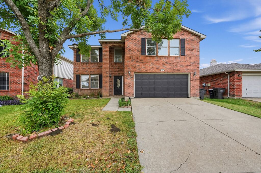 1857 Lariat Drive, Fort Worth, TX 76247 — photo 1