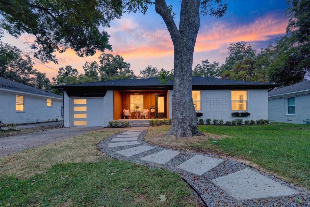 2208 Springhill Drive, Dallas, TX 75228 — photo 1