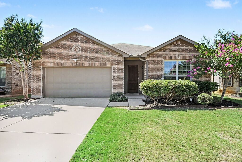 3149 Caribou Falls Court, Fort Worth, TX 76108 — photo 1