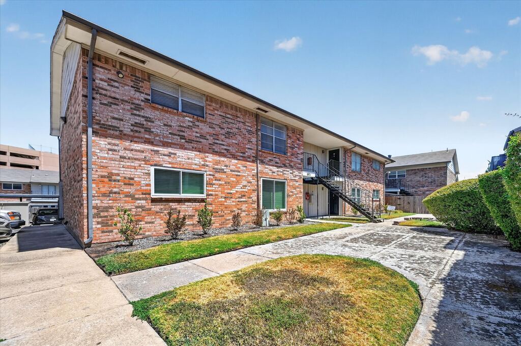 8071 Meadow Road 219, Dallas, TX 75231 — photo 1