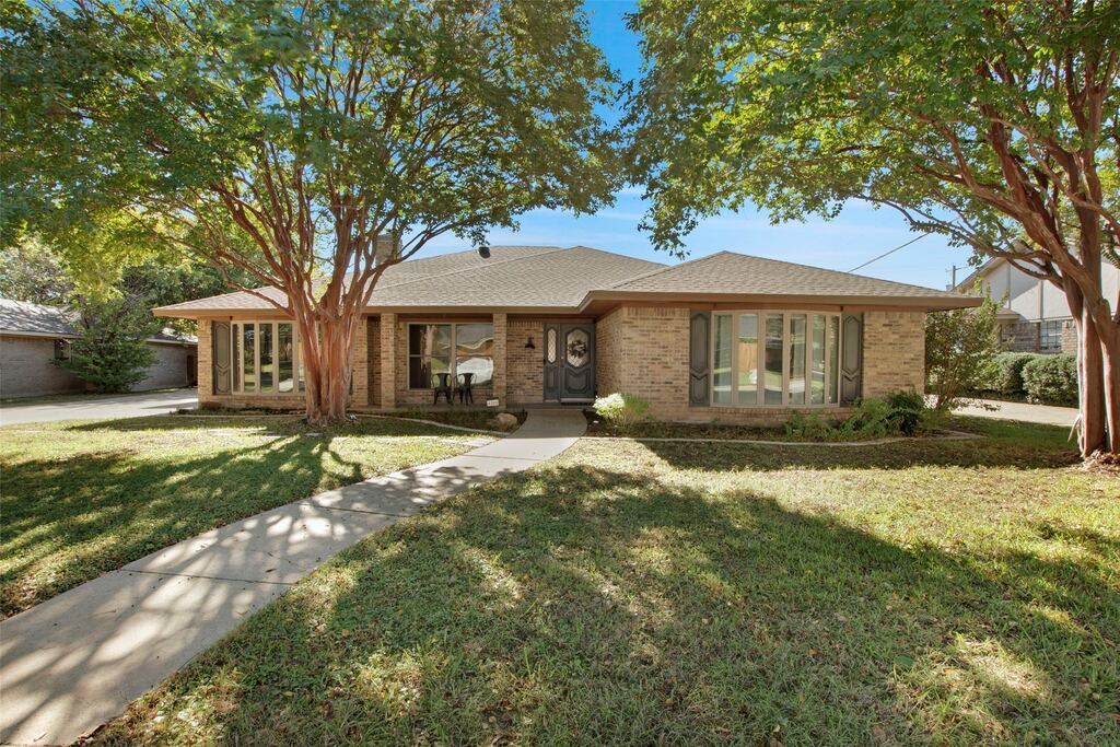4209 Capilla Street, Fort Worth, TX 76133 — photo 1