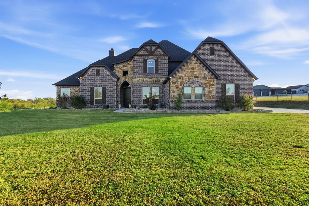 6298 Belz Road, Sanger, TX 76266 — photo 1