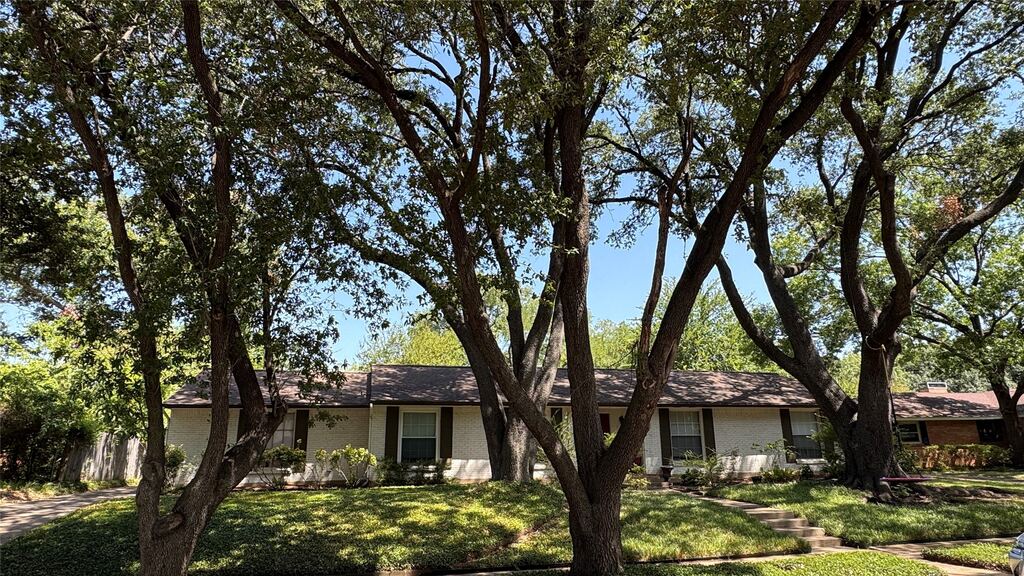 3543 Warick Drive, Dallas, TX 75229 — photo 1