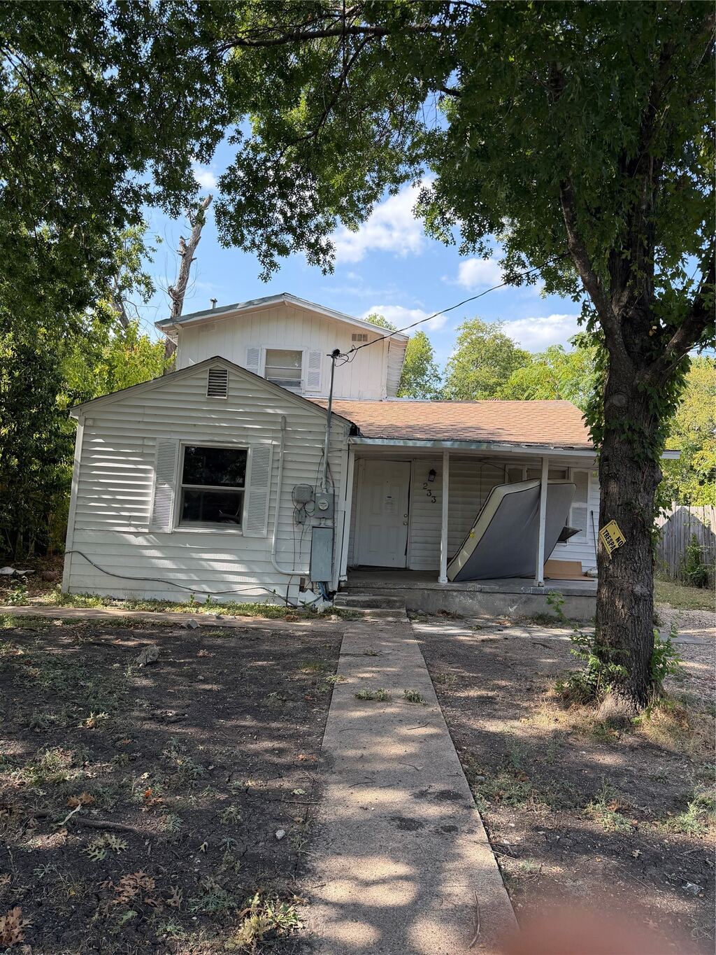 233 W Hammond Street, Lancaster, TX 75146 — photo 1