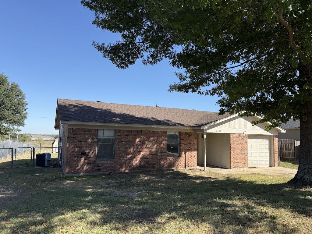 11204 Liberty School Road, Pelican Bay, TX 76020 — photo 1