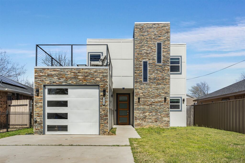3725 Toronto Street, Dallas, TX 75212 — photo 1