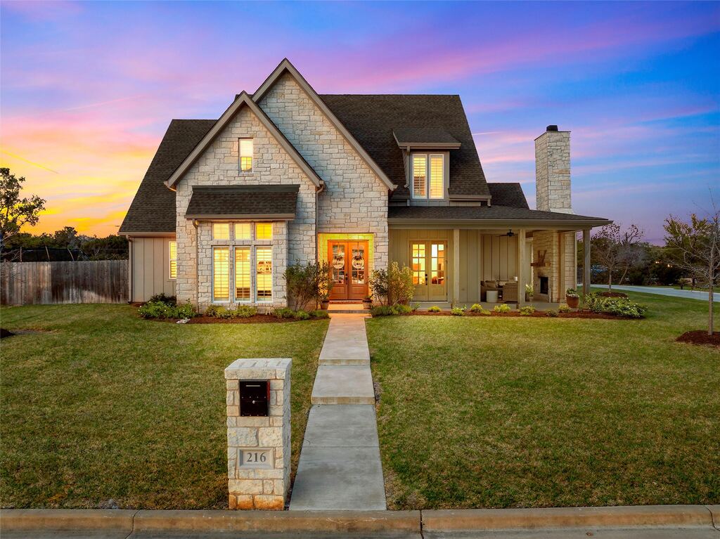 216 Wycliff Drive, China Spring, TX 76633 — photo 1